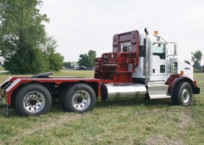 3 AXLE WINCH TRACTOR-min