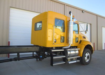 KW CREWCAB SIDE VIEW